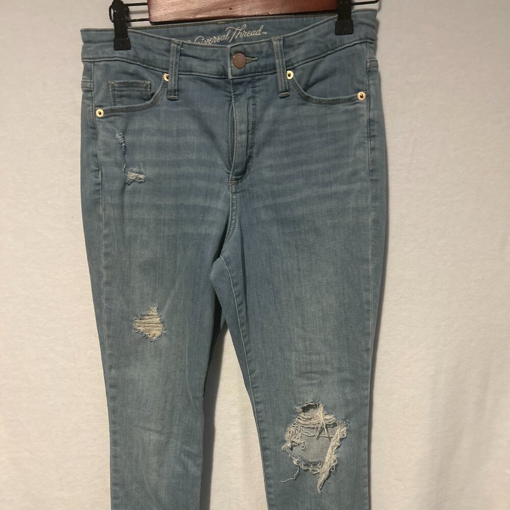 Light Washed Jeans